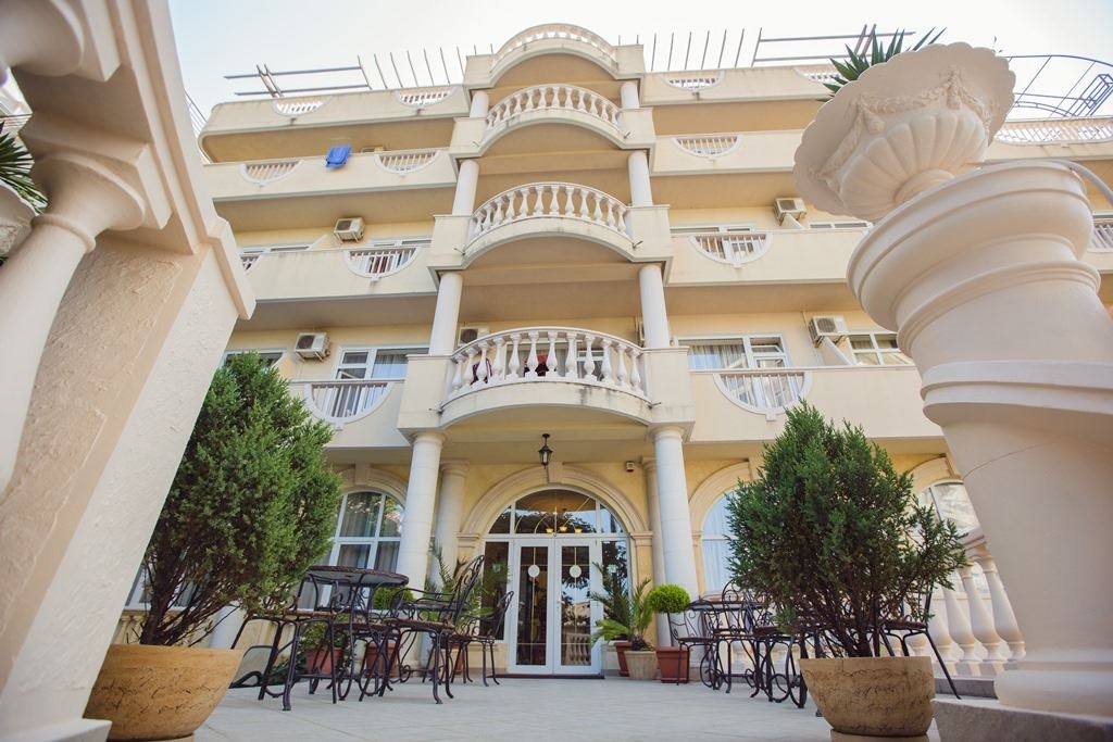 general-main-building