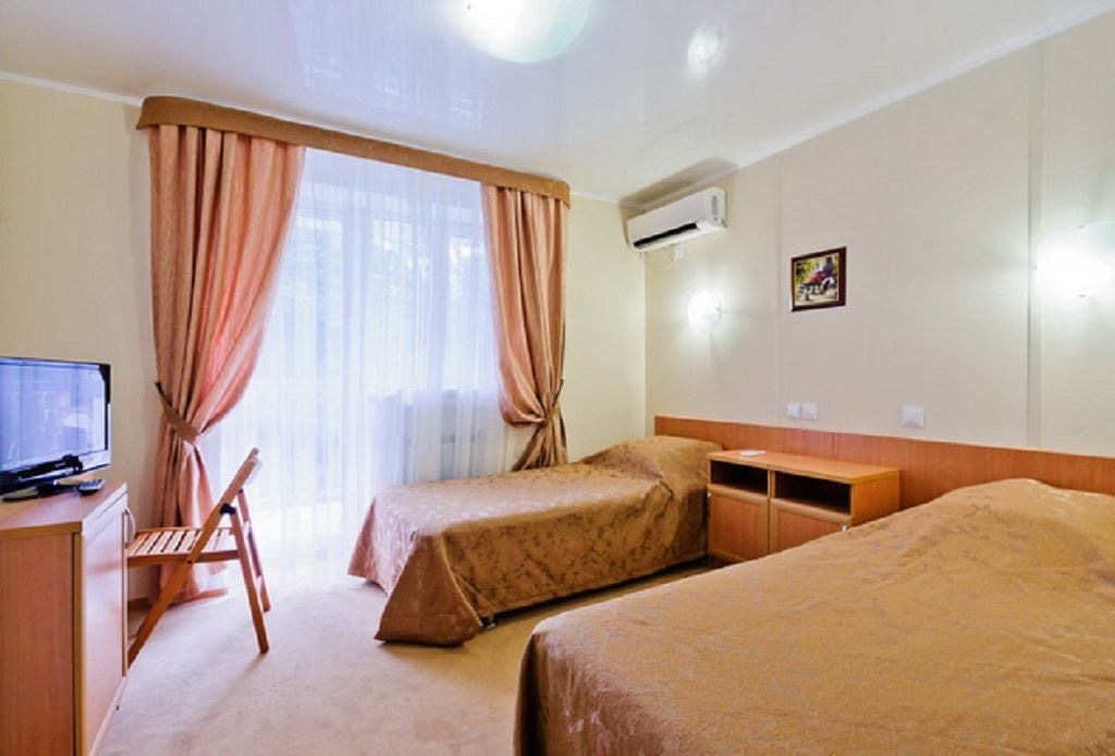 rooms-room-standard-1-bedroom-balcony