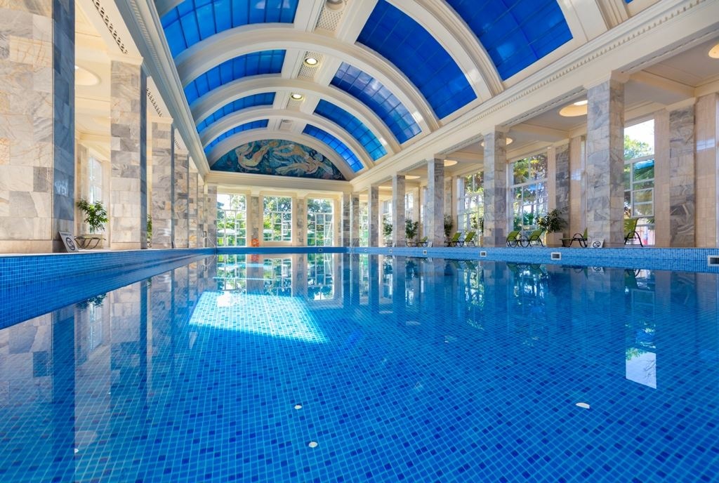 pools-indoor-pool