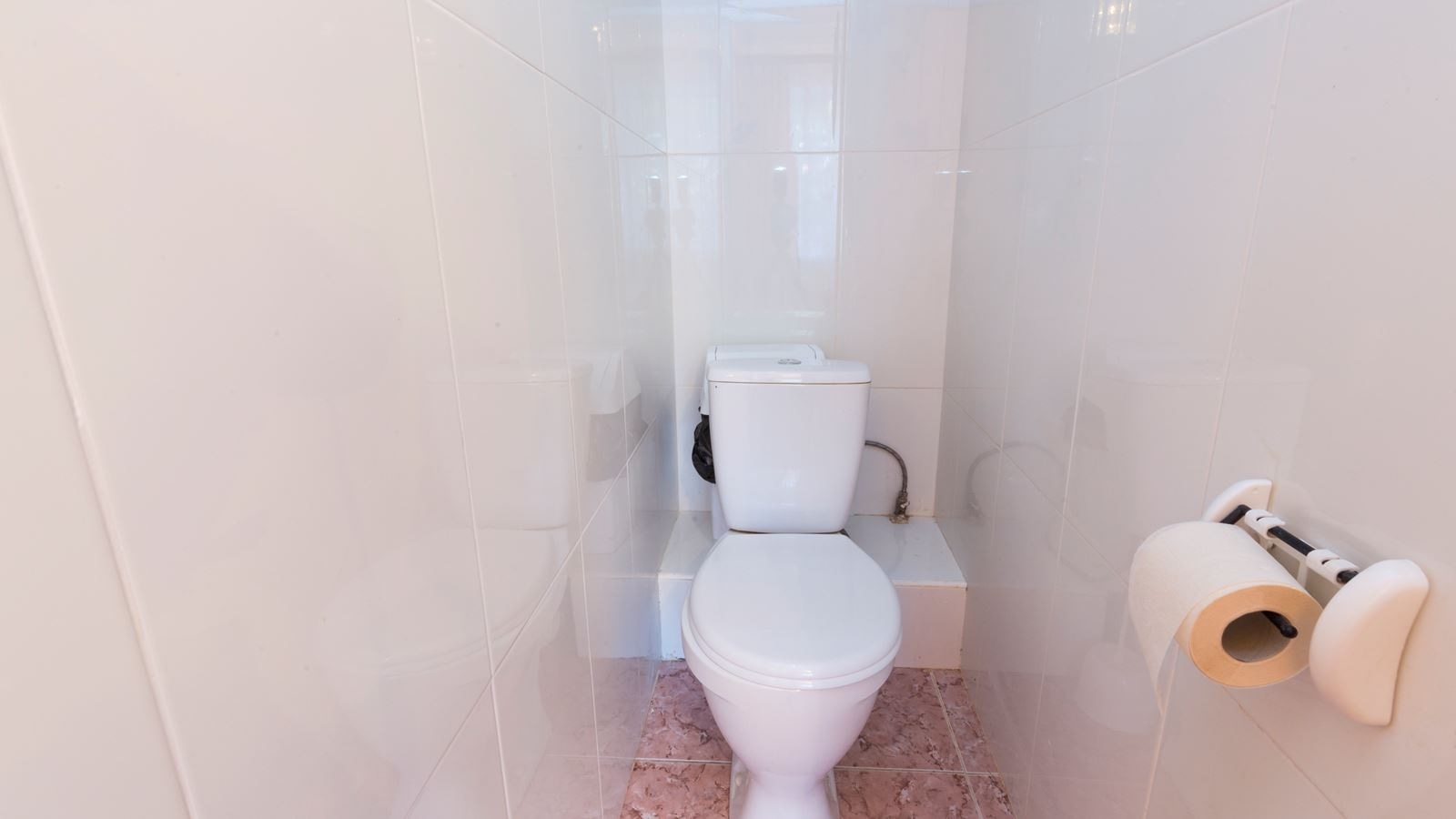 rooms-room-comfort-2-rooms-balcony-wellness