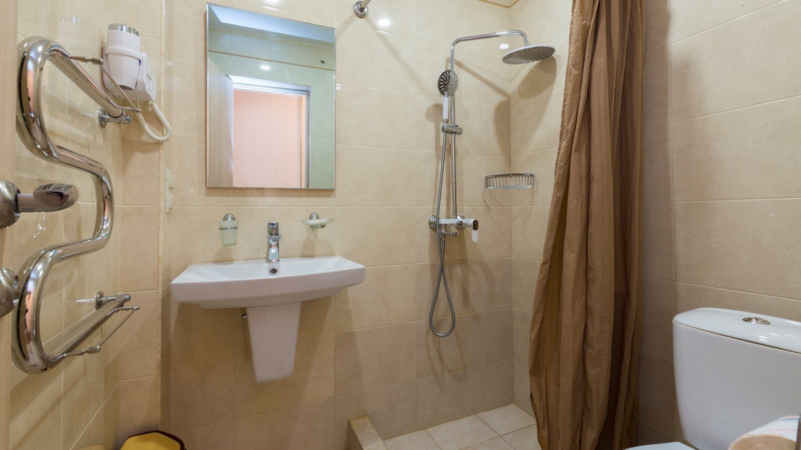 rooms-room-comfort-balcony