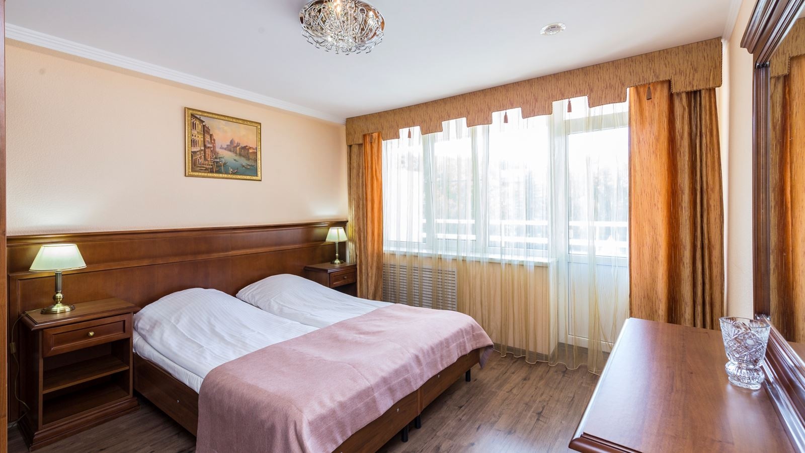 rooms-2-bed-2-room-luxe-corpus-1