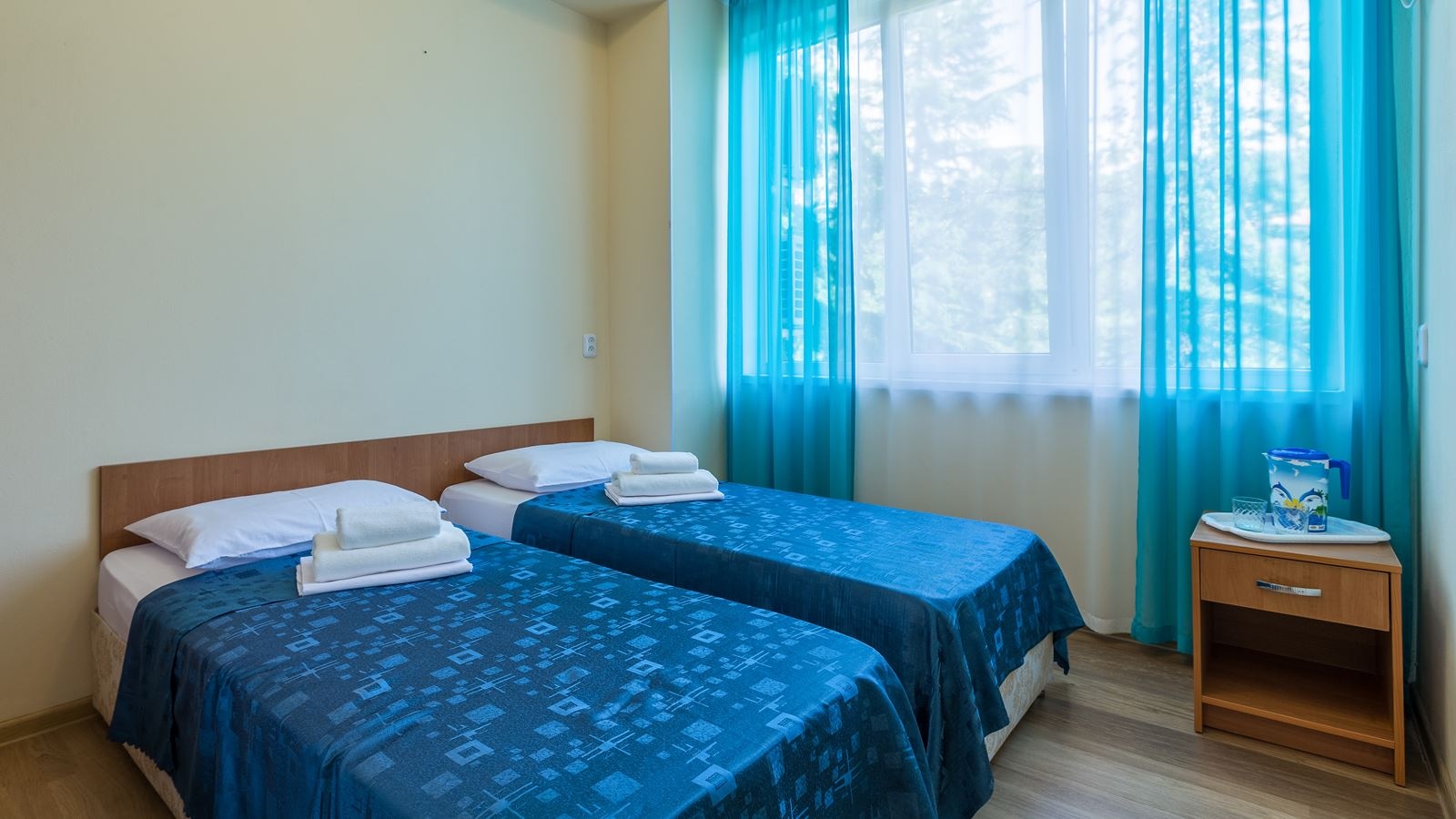 rooms-2-mest-standart