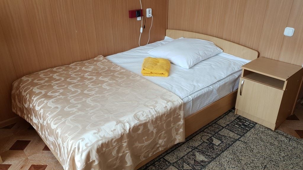 rooms-1-mest-standart