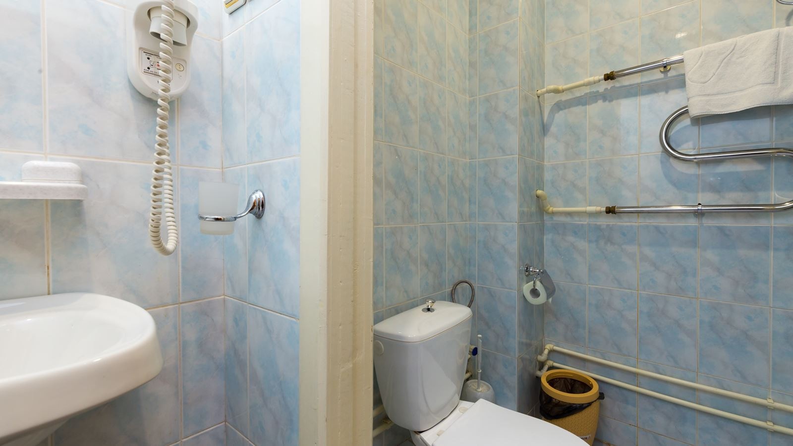 rooms-2-room-corpus-4