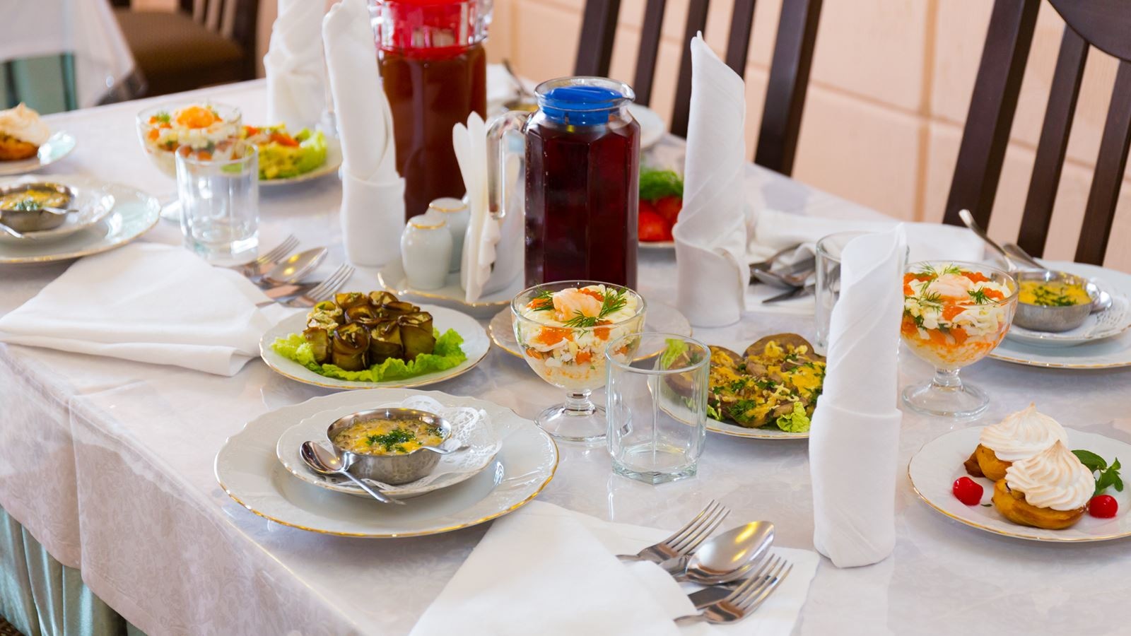 restaurants-obedenniy-zal