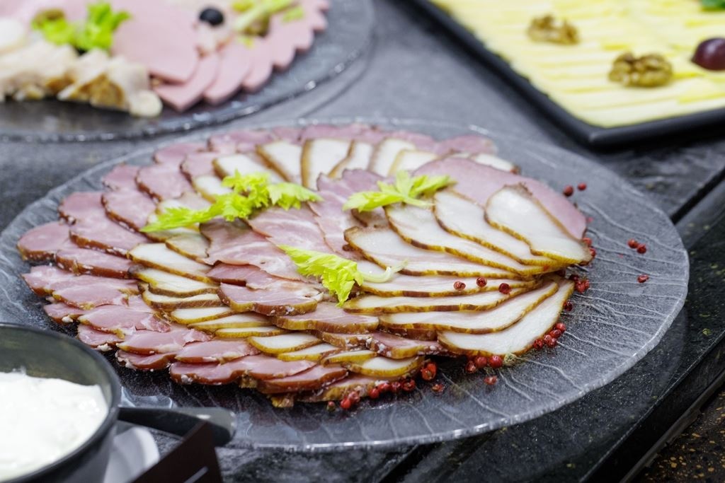 restaurants-restoran