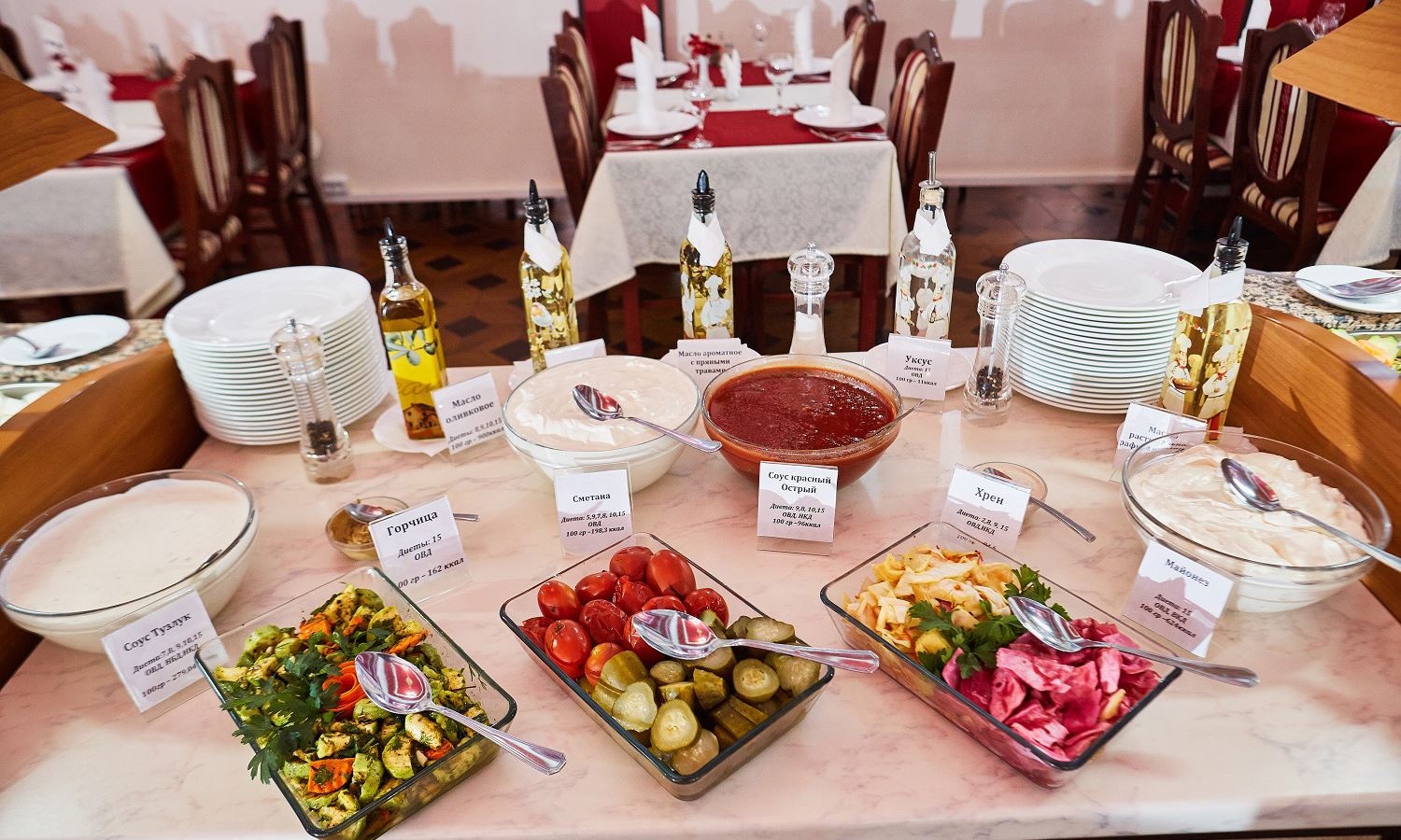 restaurants-obedennyi-zal