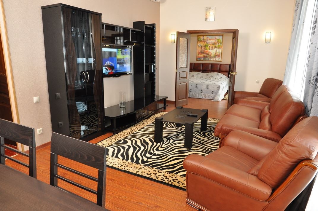 rooms-2-room-president