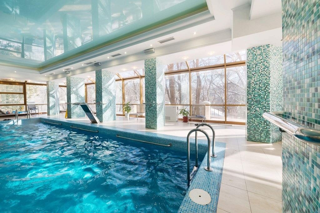 pools-indoor-pool