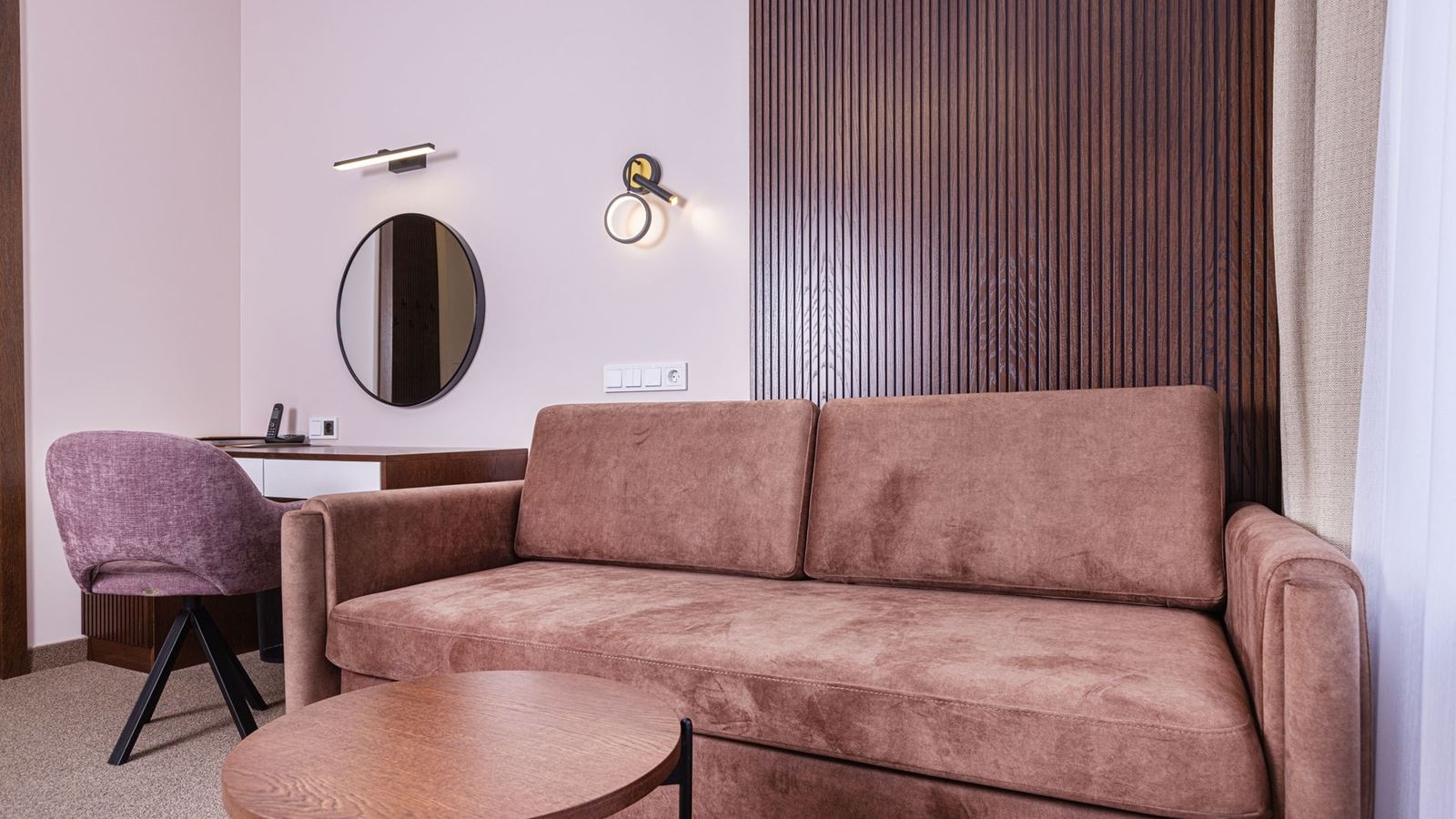 rooms-2-местный-2-комнатный-люкс-премьер