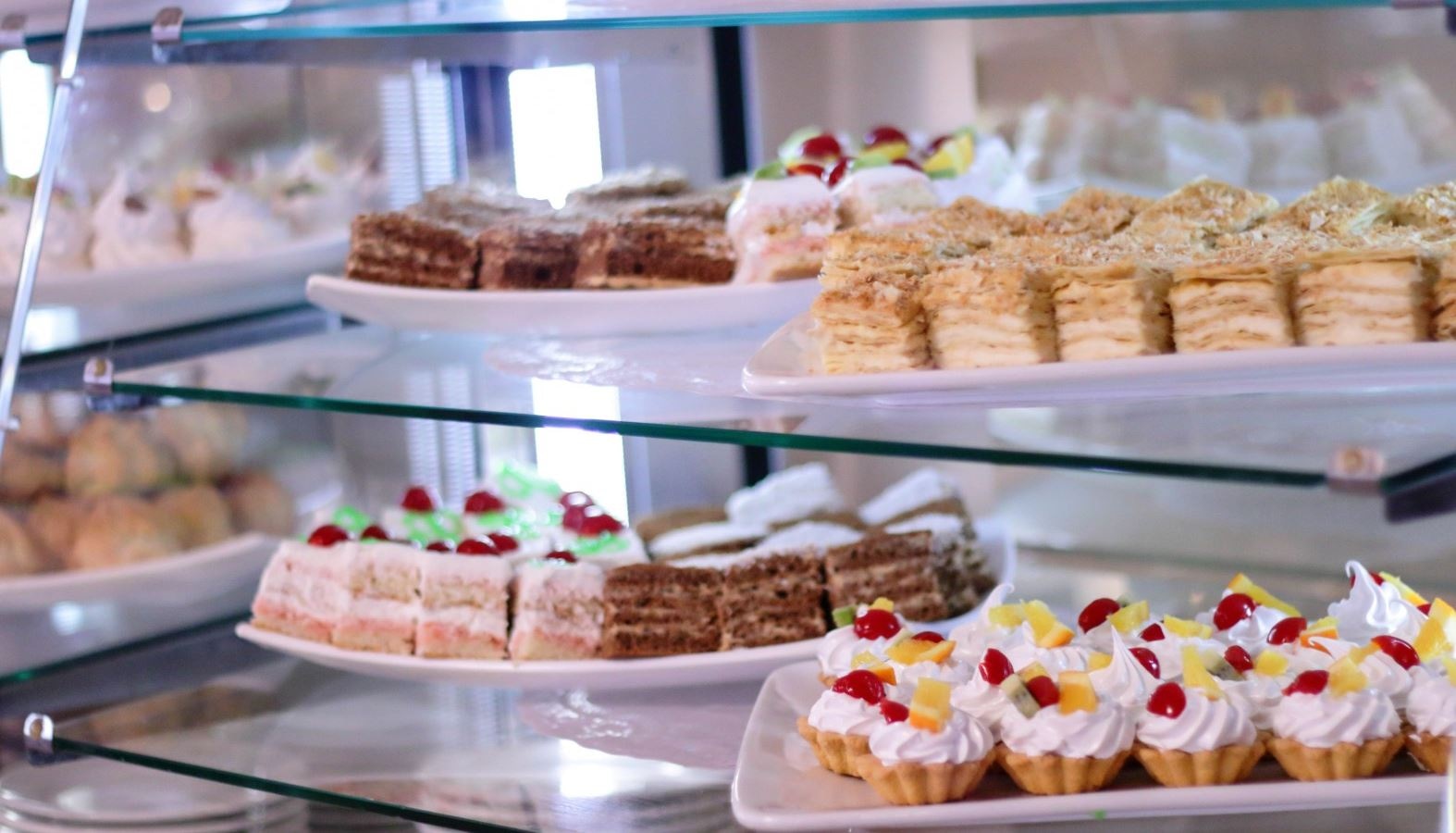 restaurants-obedennyi-zal