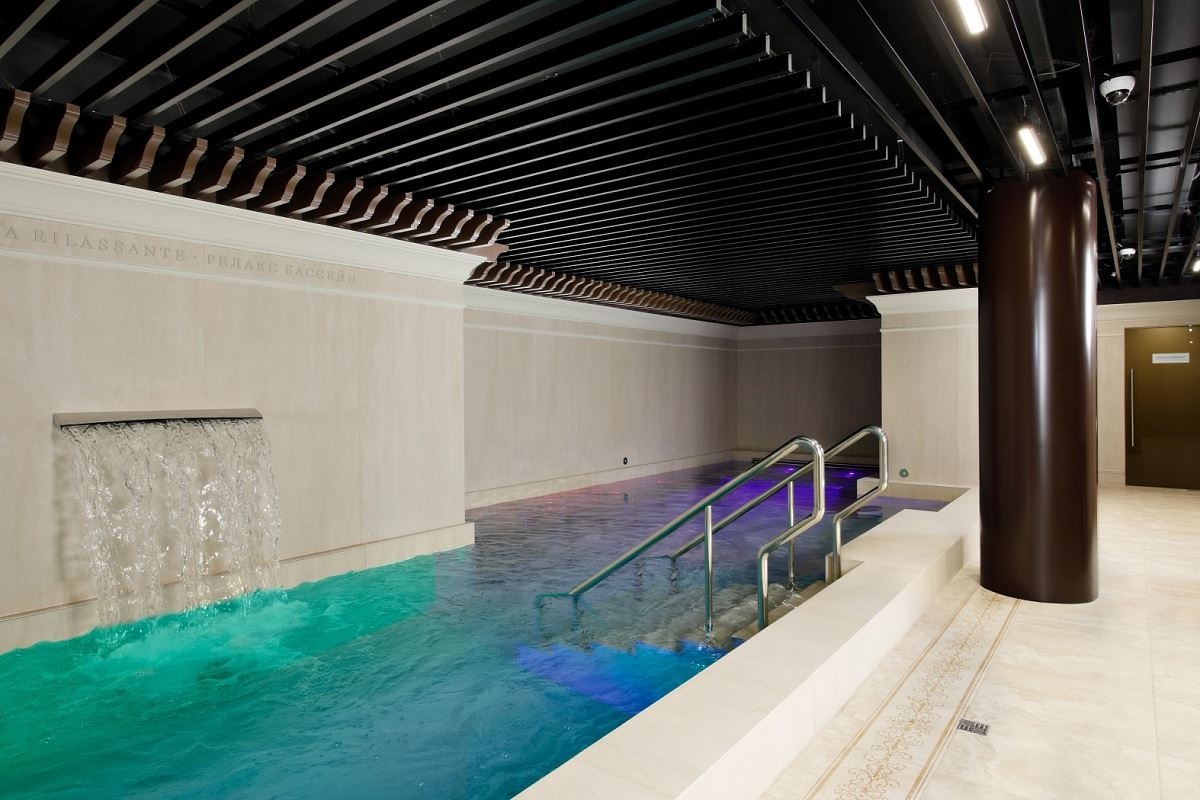 pools-indoor-pool