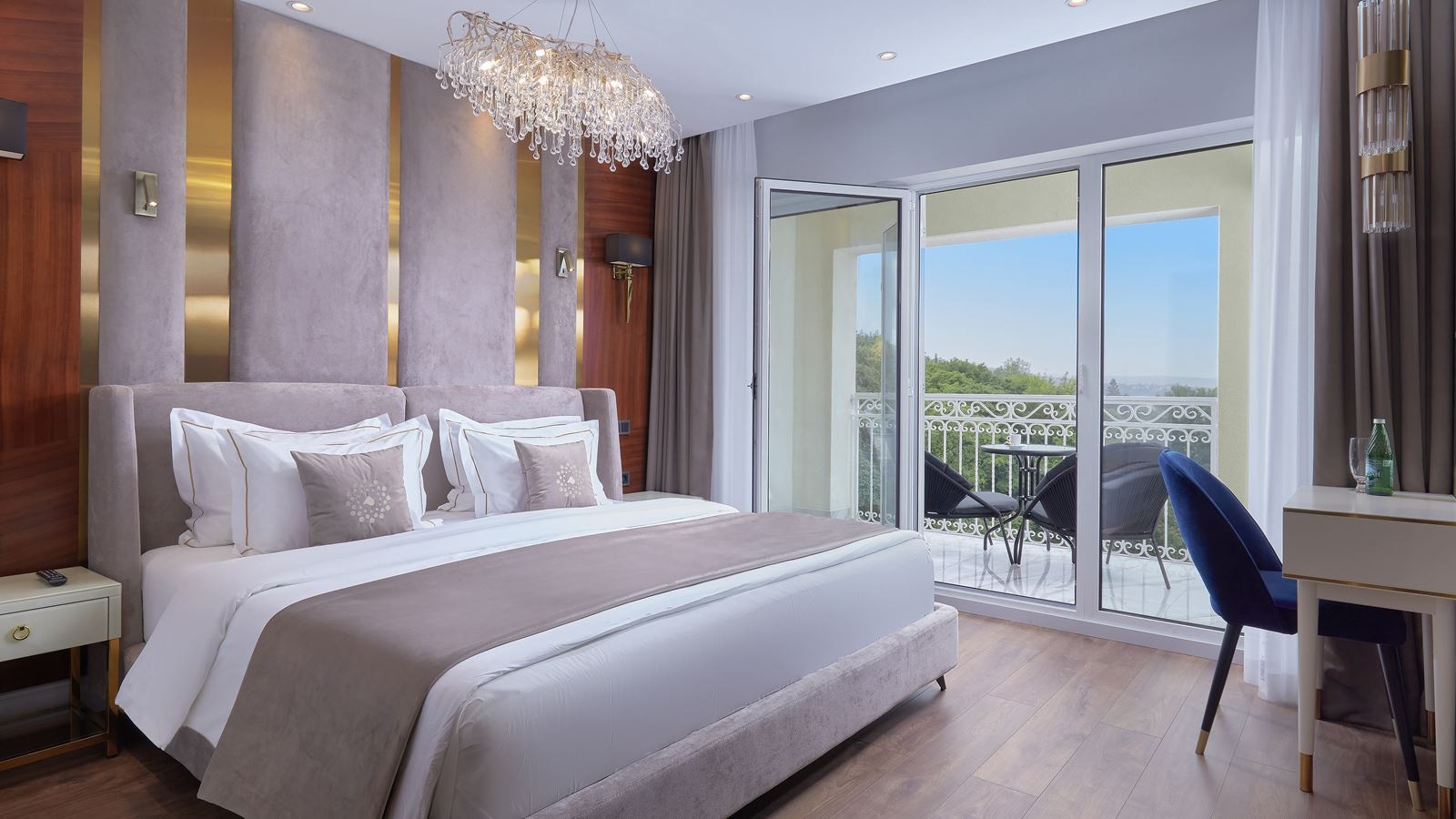 rooms-2-mest-4-komn-apart-pk-bez-lech