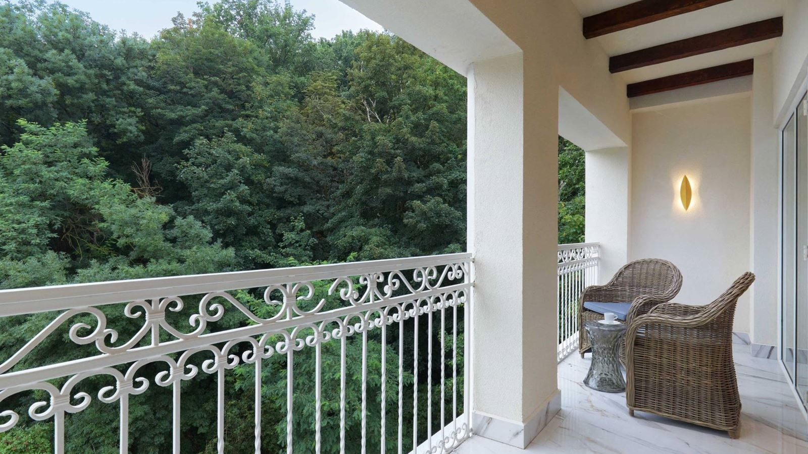 rooms-2-mest-4-komn-apart-pk-bez-lech