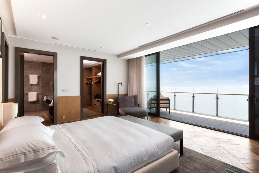 rooms-executive-suite