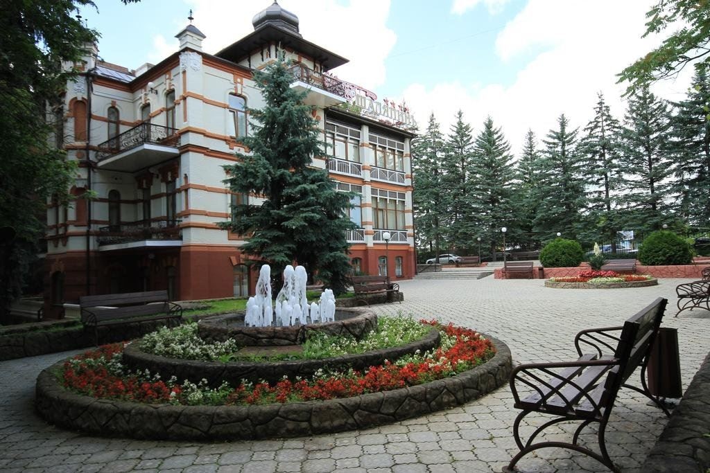 general-main-building