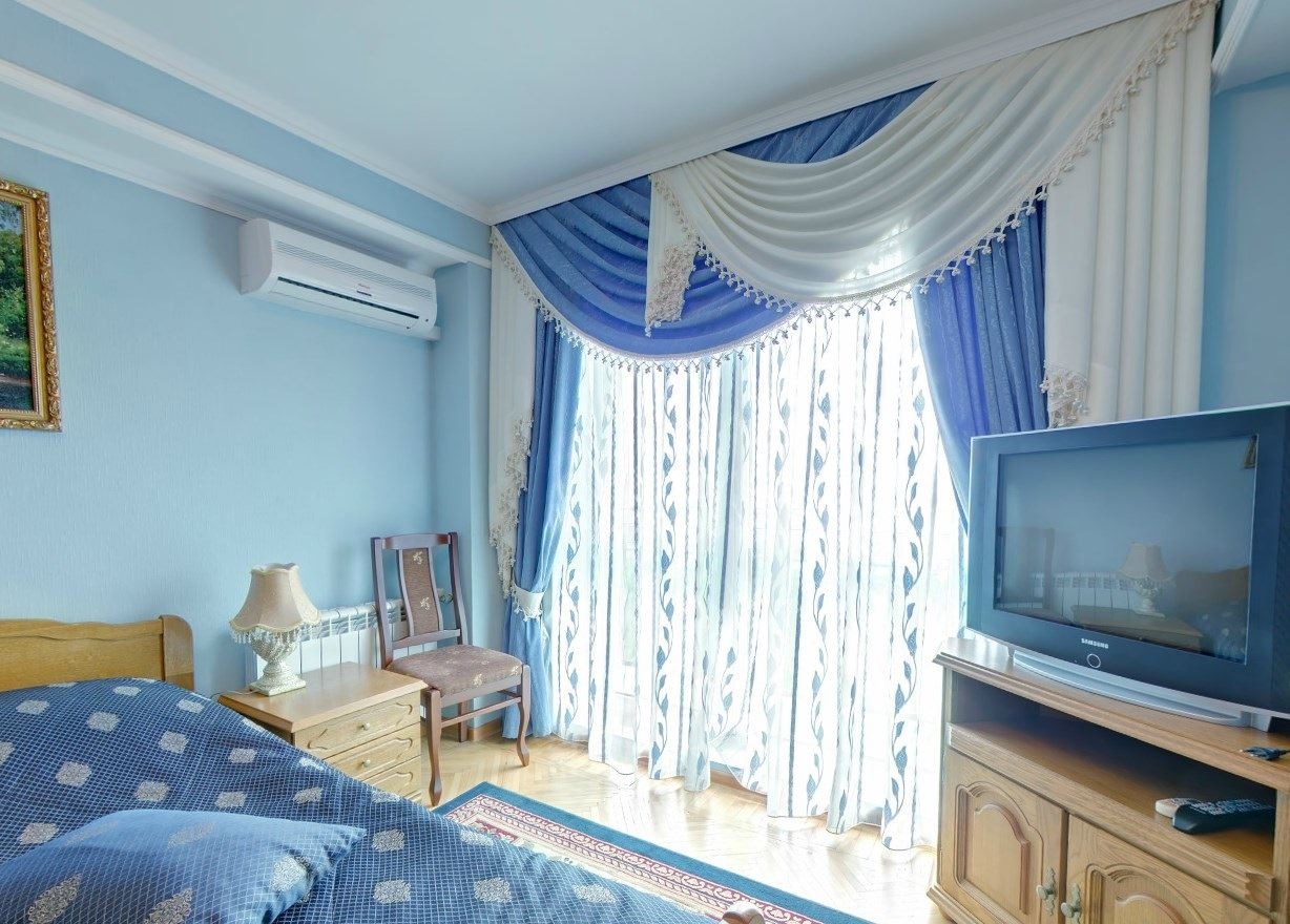 rooms-business-standard