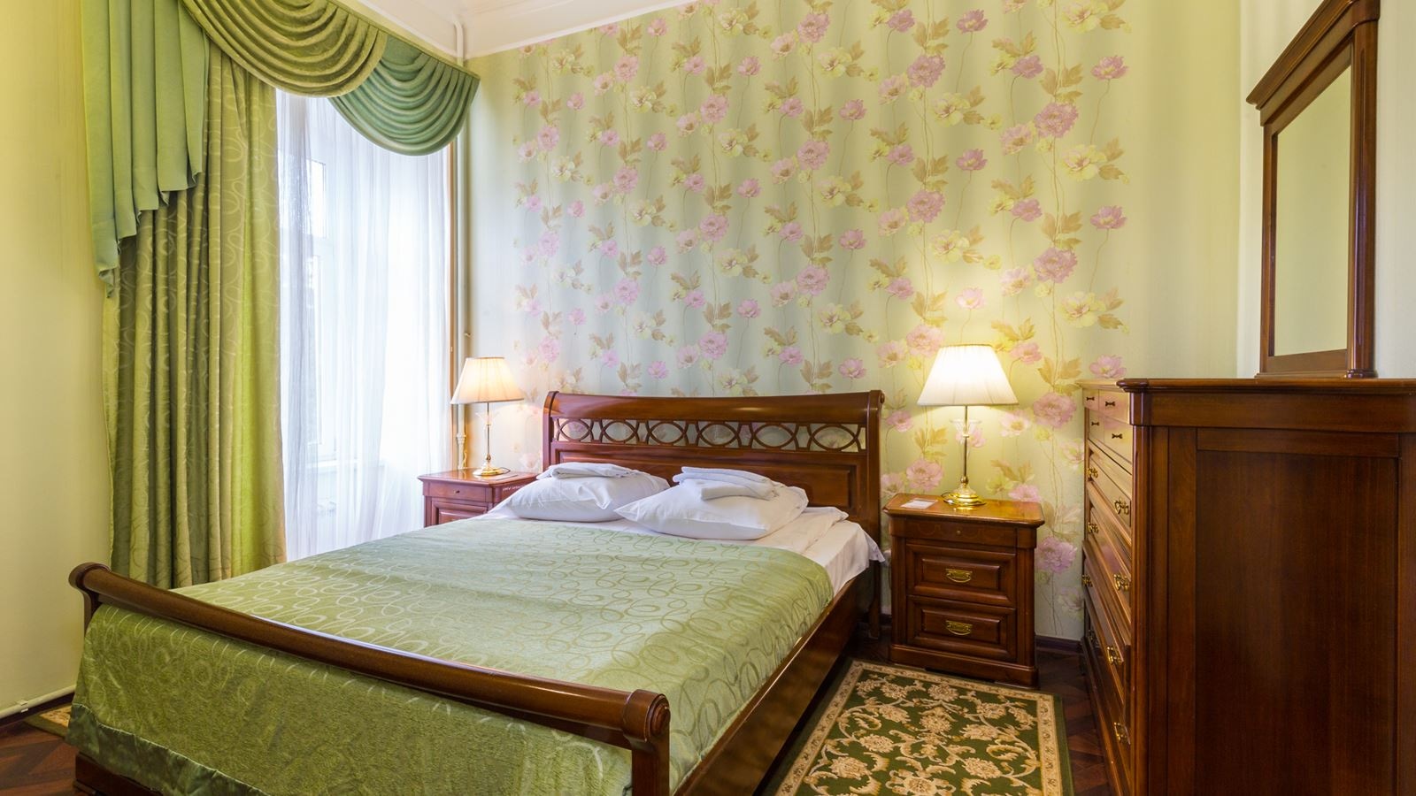 rooms-3-rooms-suite-building-1