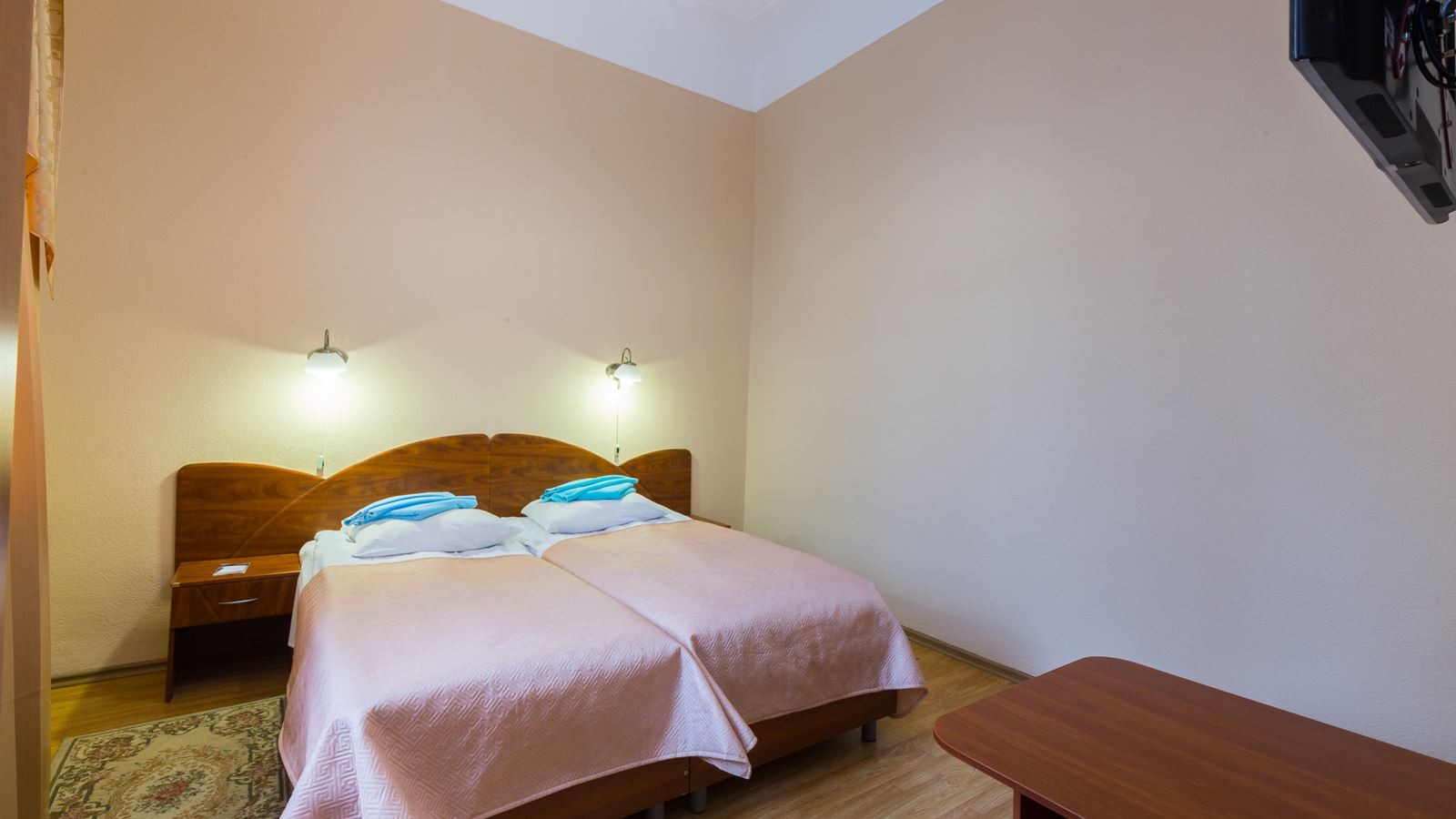 rooms-2-mest-2-komn-studio-korp-1