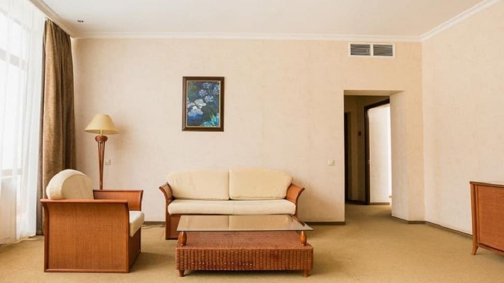 rooms-4mestnyi-semeinyi-lux