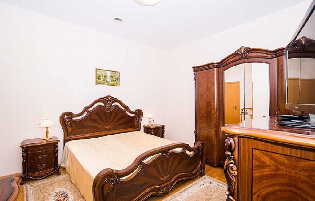 rooms-2-mest-2-komn-poluluxe