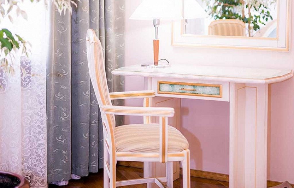 rooms-2bed-2room-suite-no-103-203-building-4