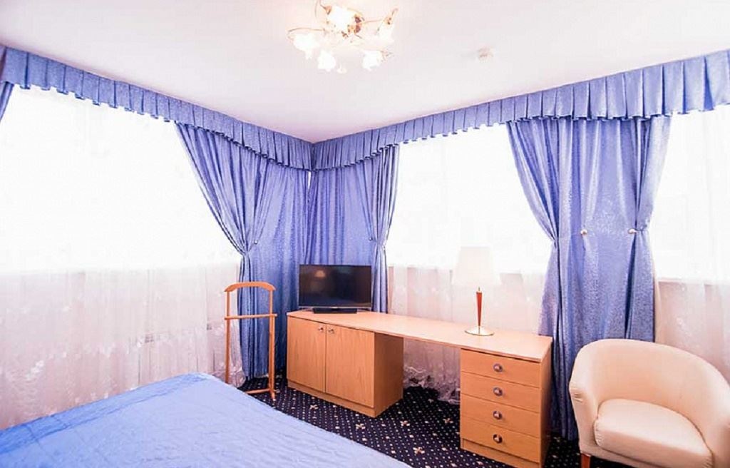 rooms-2bed-3room-suite-no501-building-6