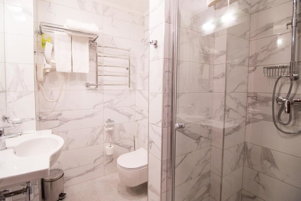 rooms-2mestnyi-uluchenyi-na-reku