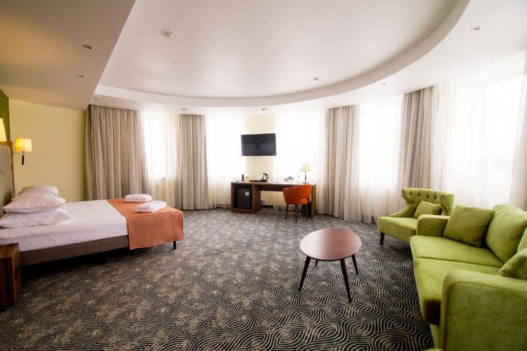 rooms-2mestnyi-uluchenyi-panorama-suite