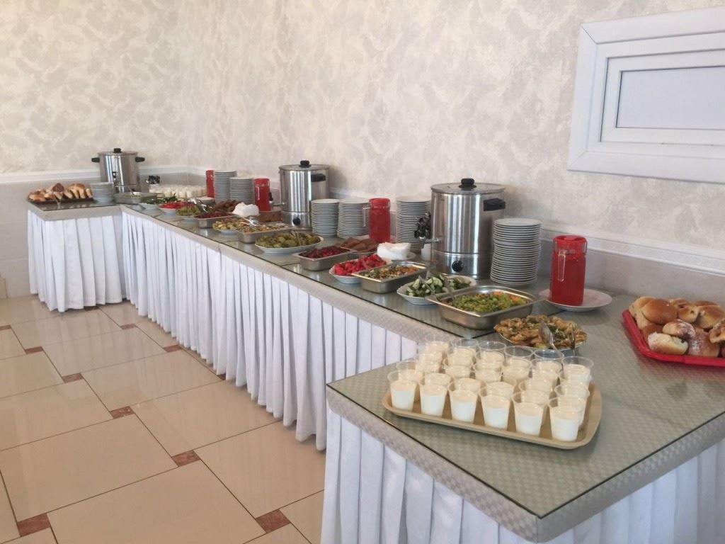 restaurants-obedenniy-zal