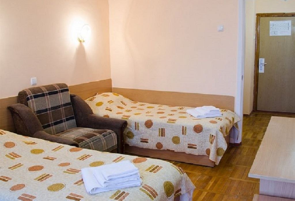 rooms-standard-building-2