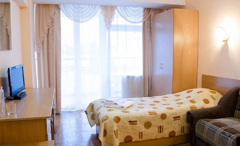 rooms-standard-building-2