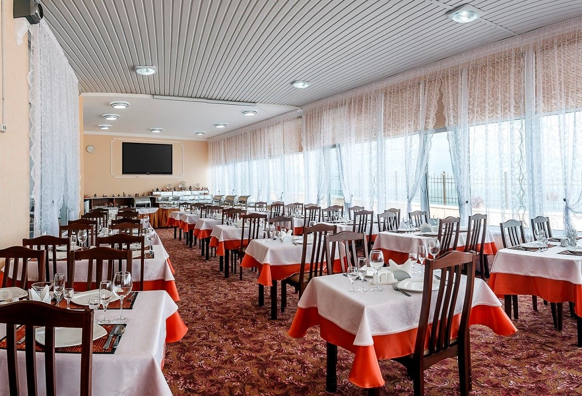 restaurants-restaurant