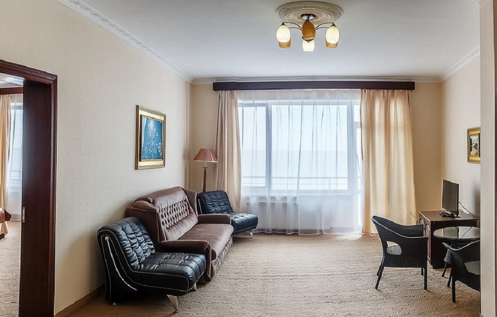 rooms-roomdeluxe-2-bedrooms