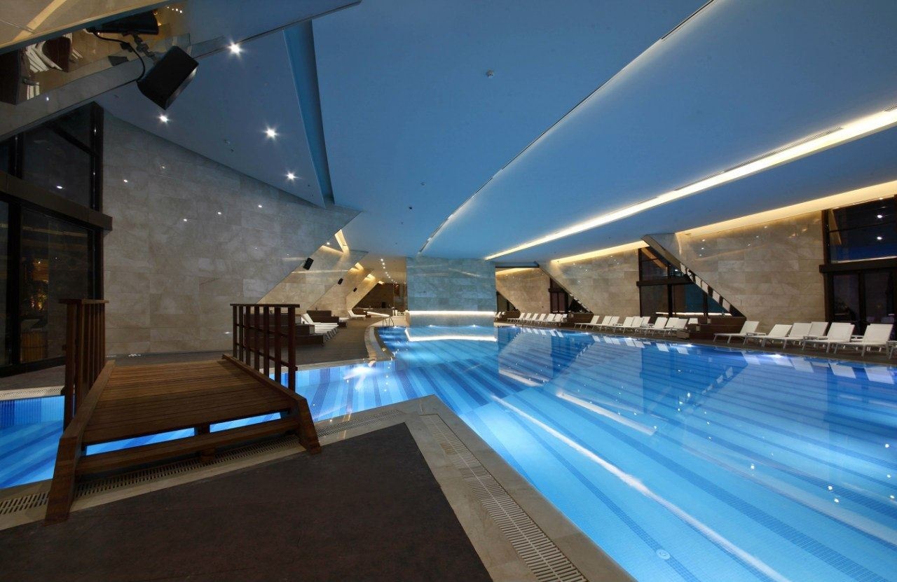 pools-indoor-pool