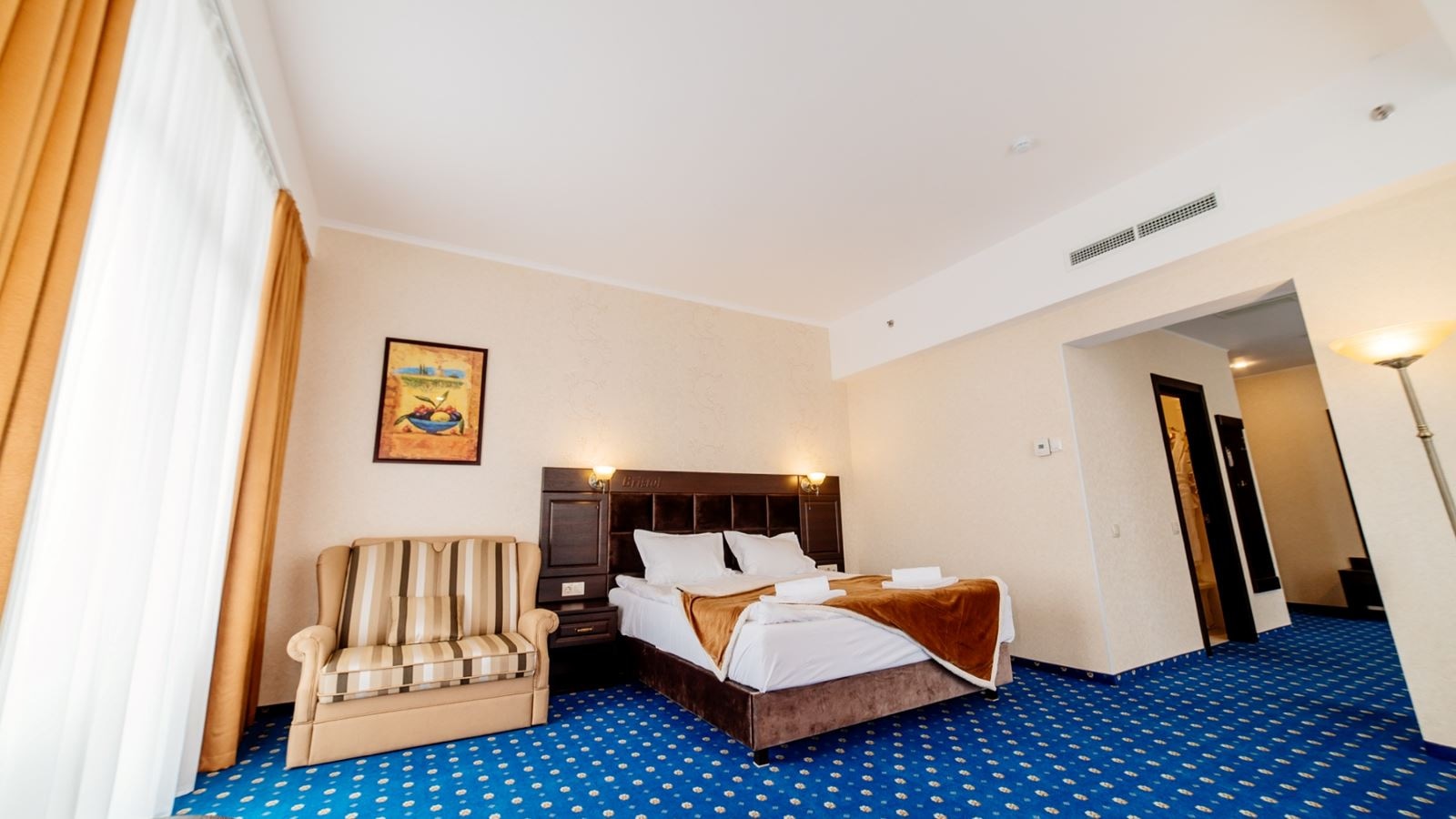 rooms-2bed-2room-studio-suite