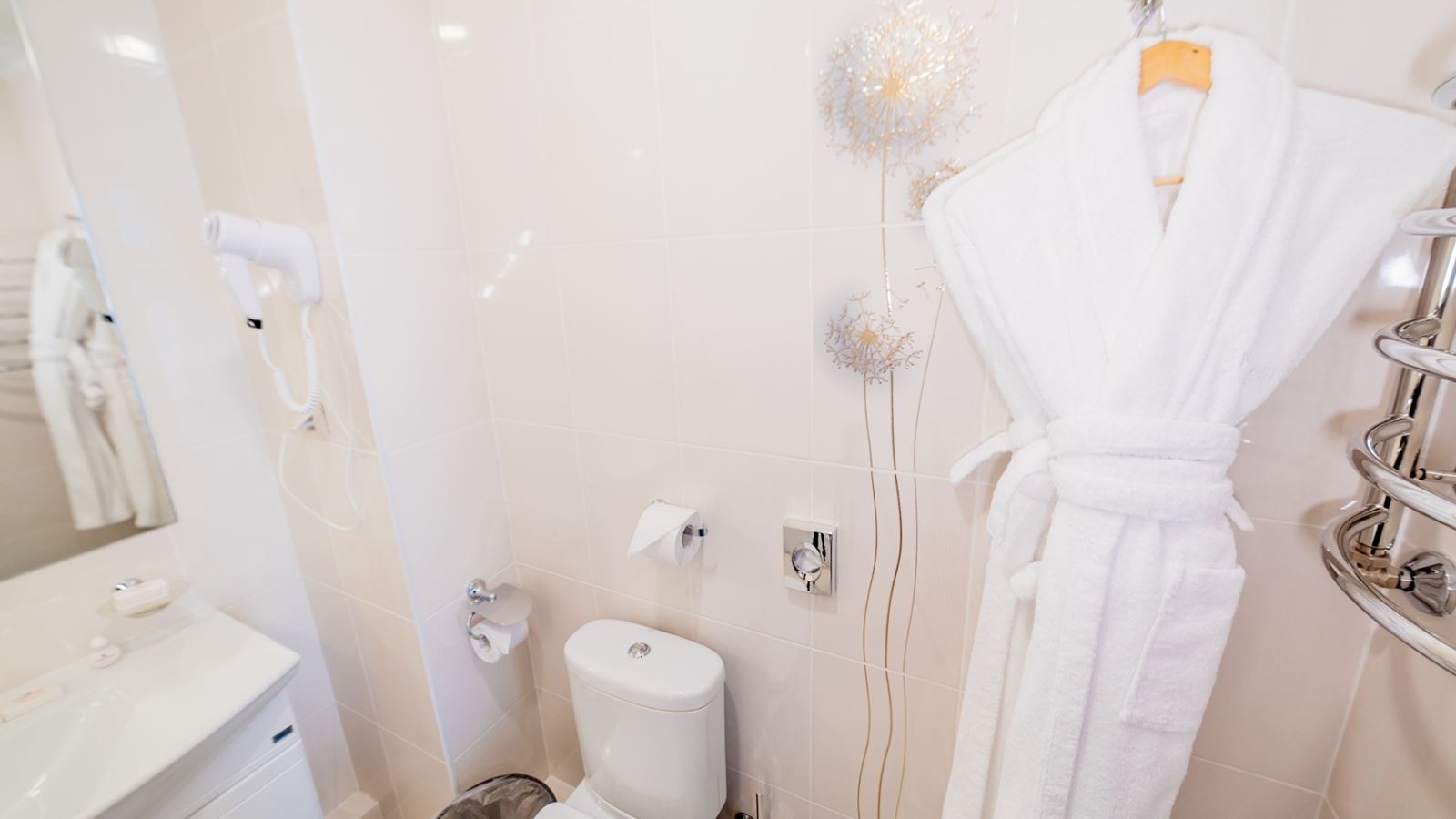 rooms-2bed-2room-studio-suite