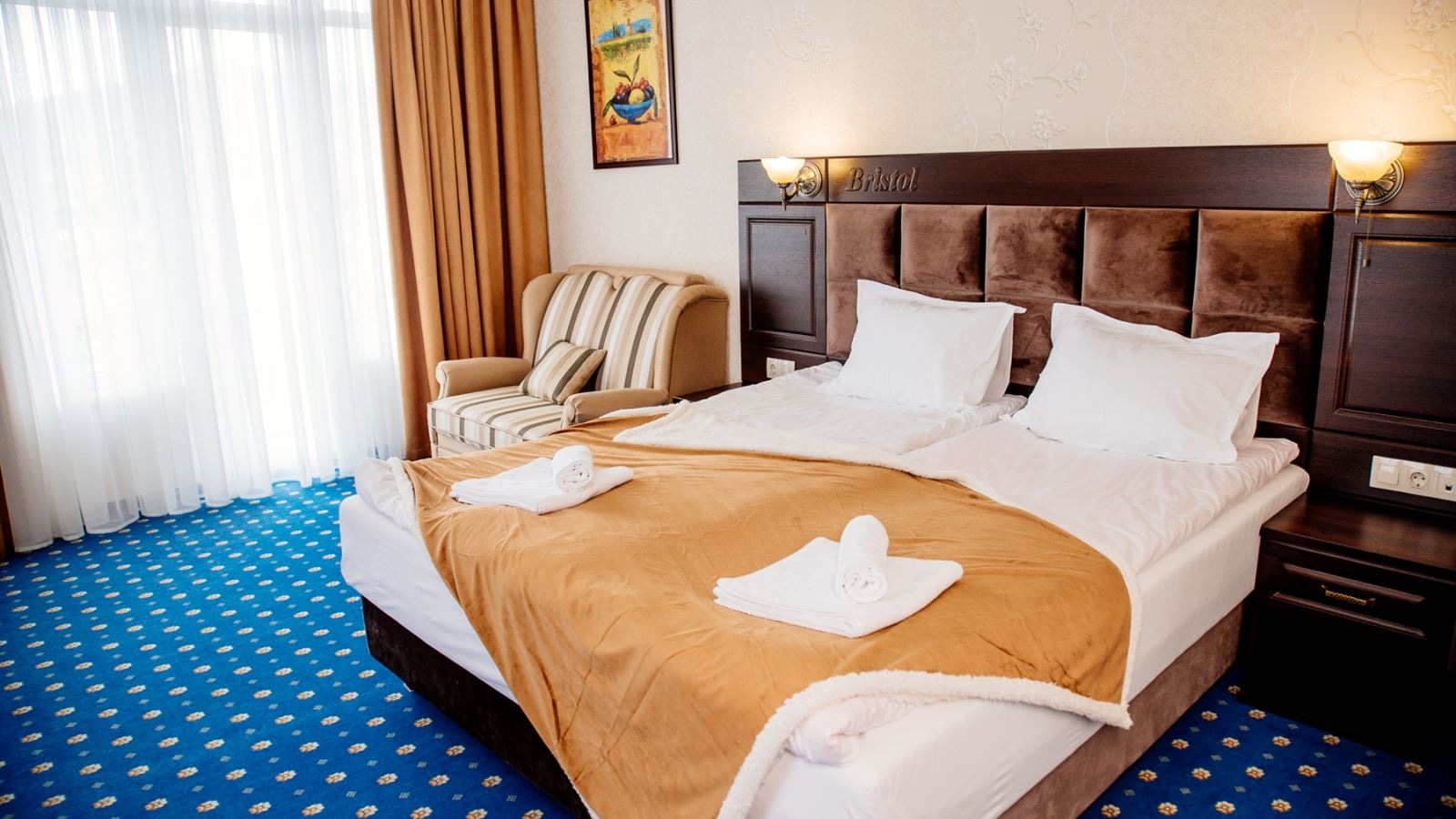 rooms-2bed-2room-studio-suite