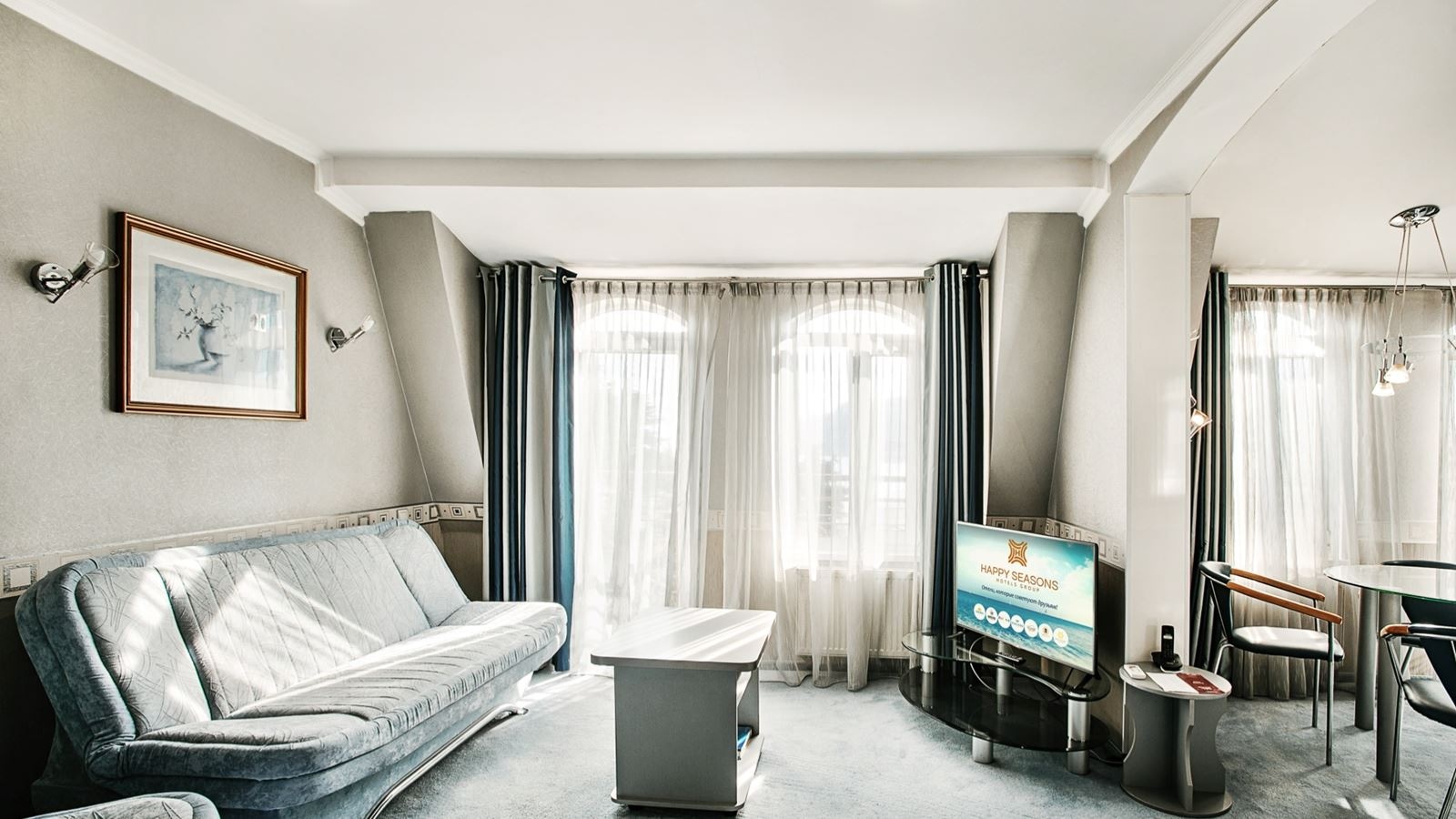 rooms-duplex-suite-with-french-balcony