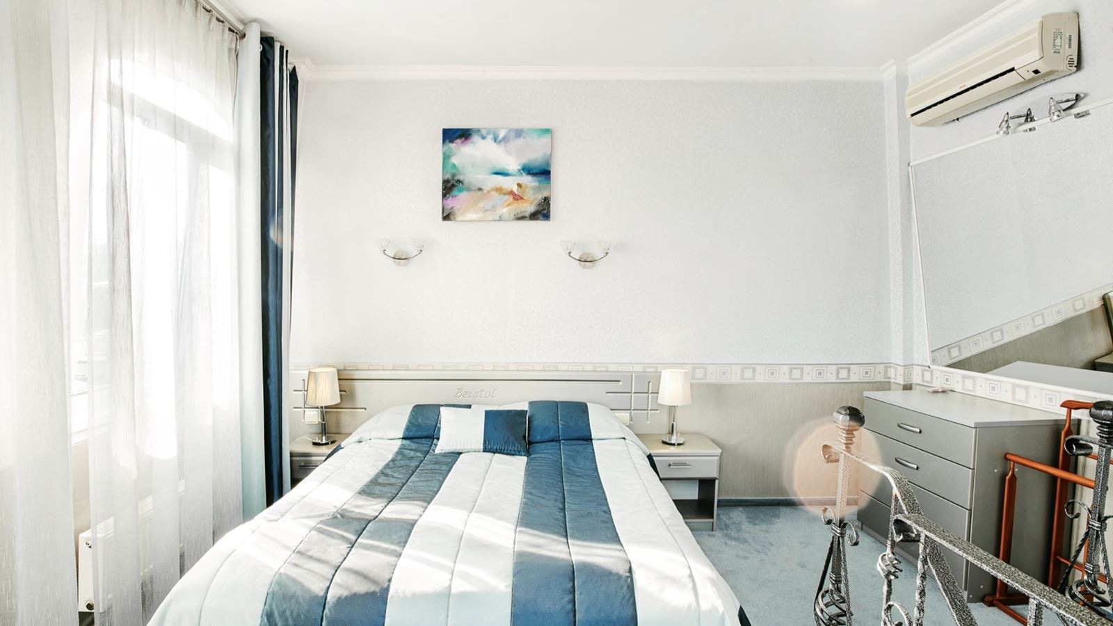 rooms-duplex-suite-with-french-balcony