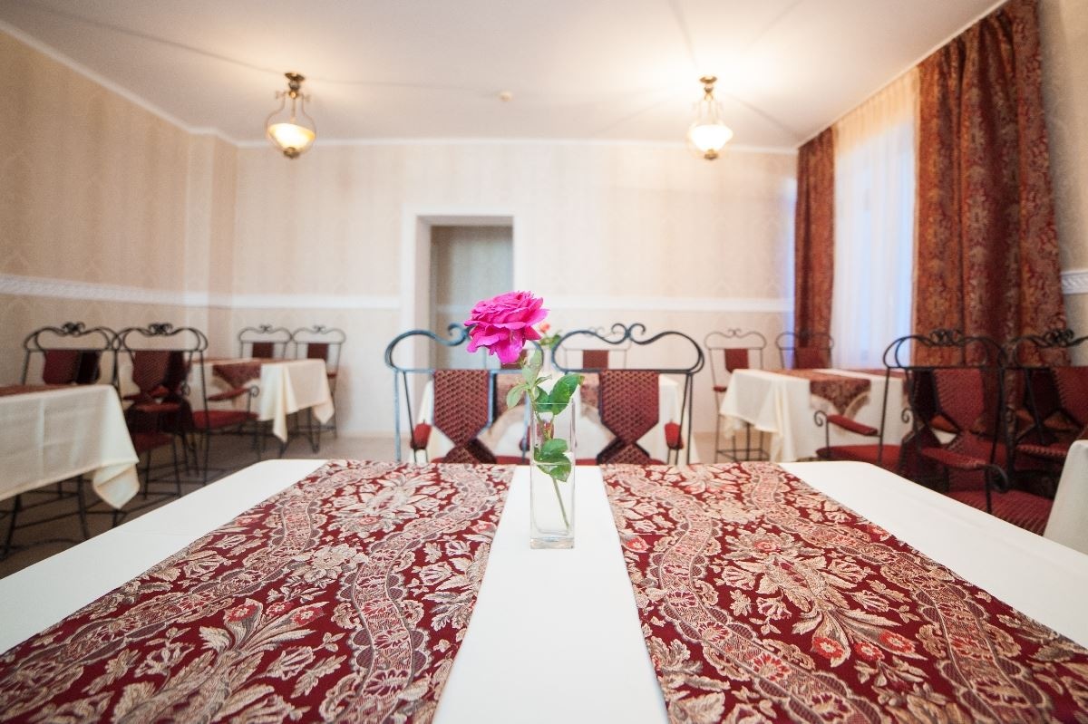 restaurants-restoran