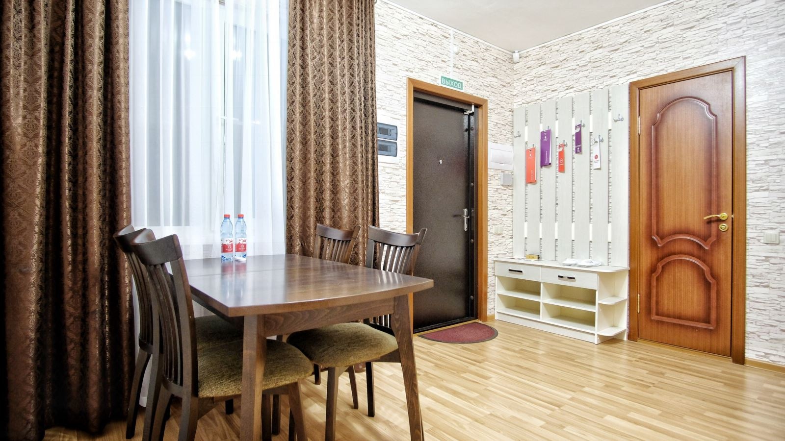 rooms-2-rooms-apartament