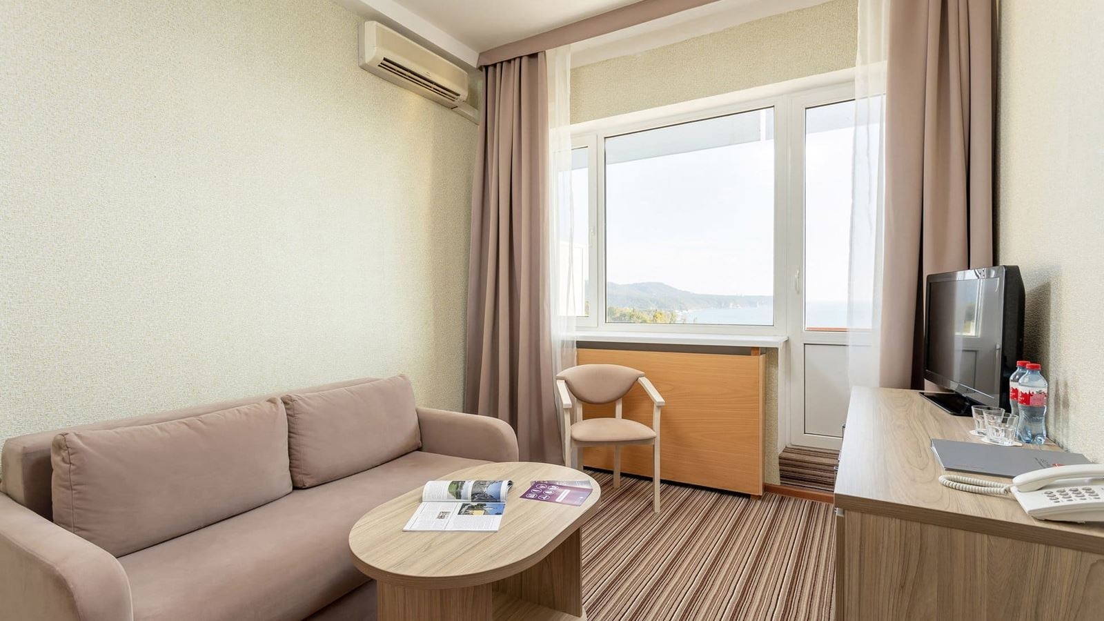 rooms-superior-2-room