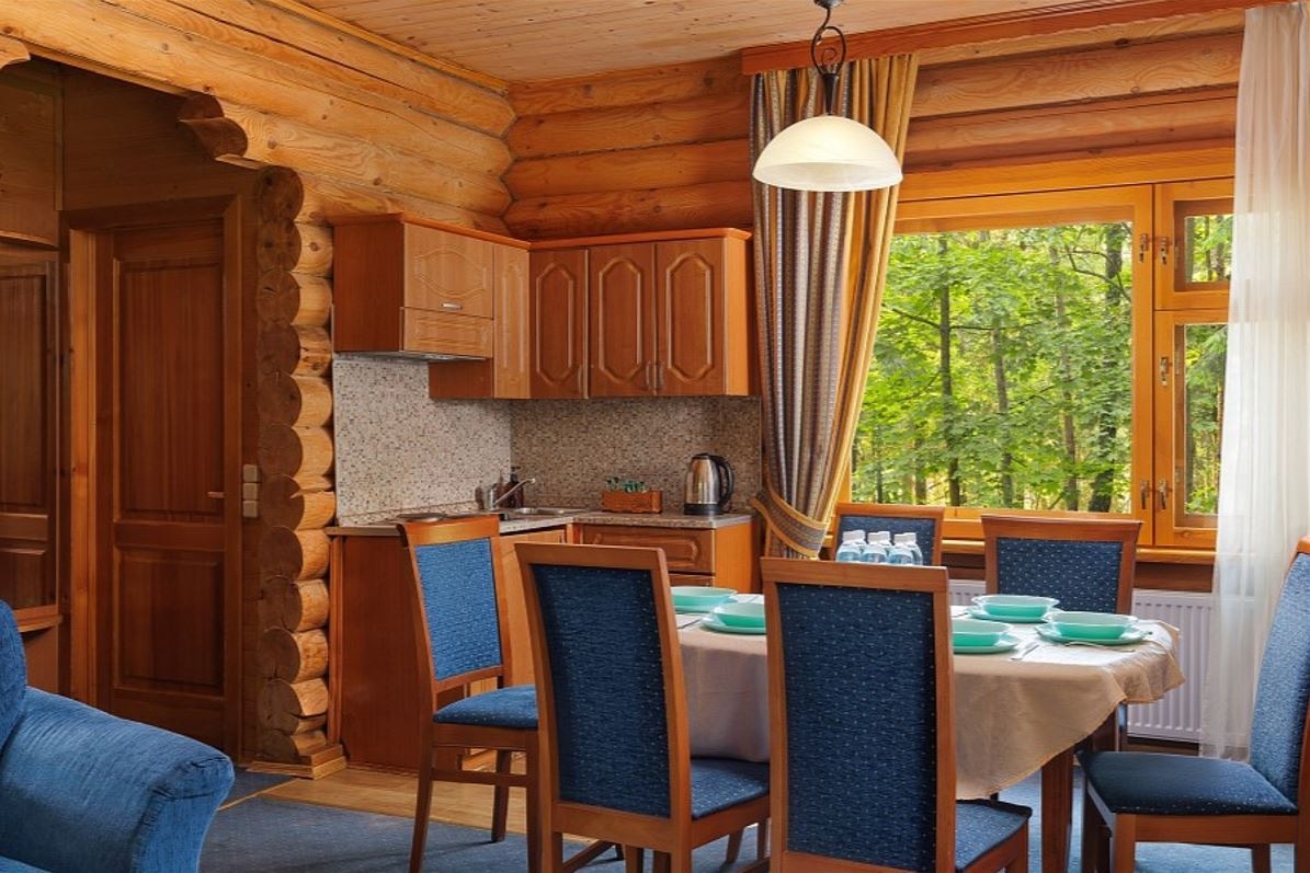 rooms-коттедж-с-3-спальнями-и-мини-кухней