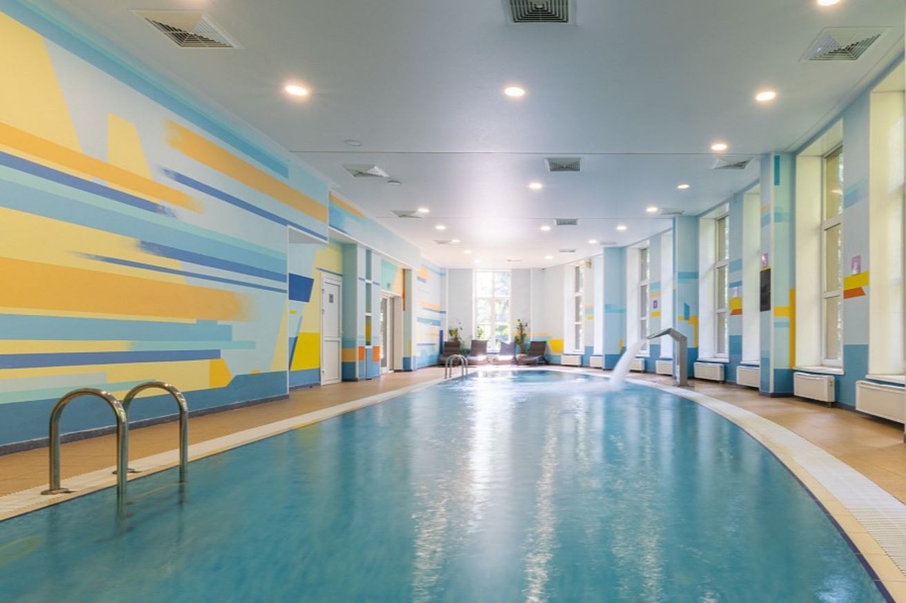 pools-indoor-pool