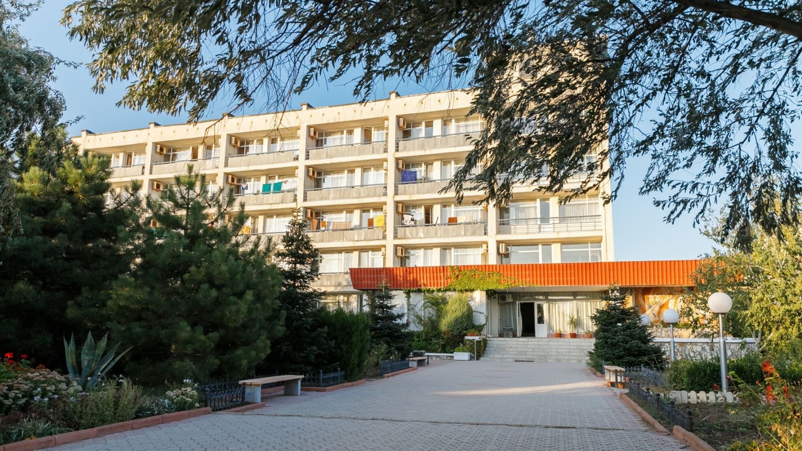 general-main-building