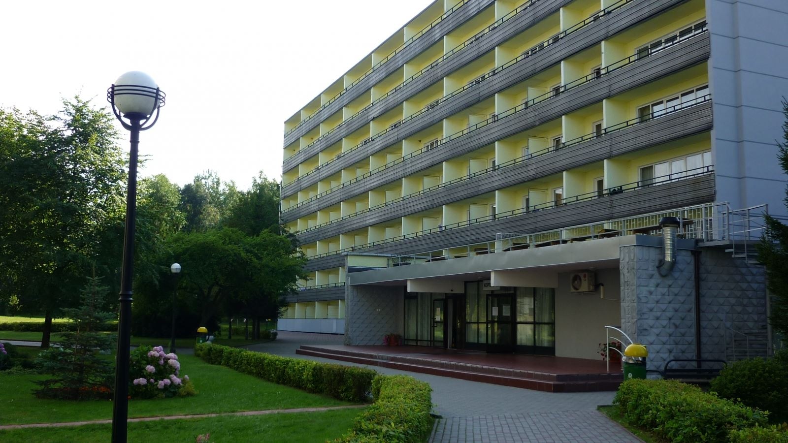 general-main-building