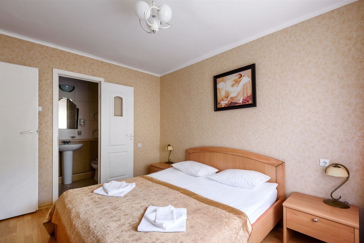 rooms-1местный-2комнлюкс-корп12-с-лечением