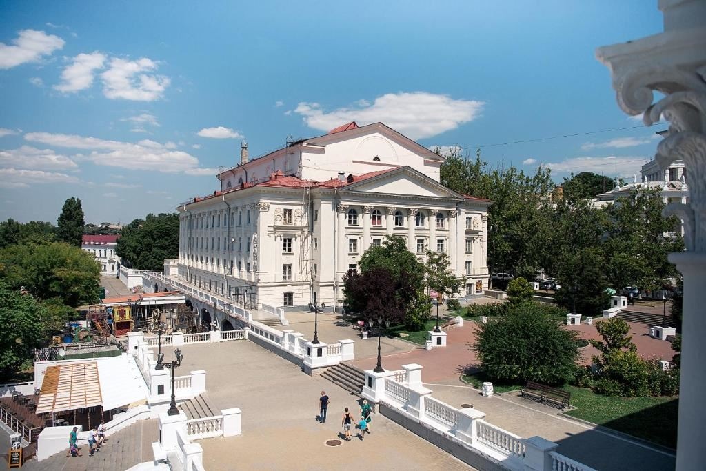 general-main-building